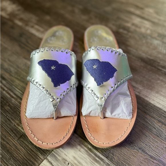 Jack Roger sandals with embroidered South Carolina in the top. - Picture 3 of 5